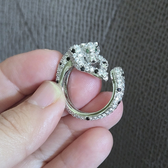 Cote d'Argent Circular Silver🤍 Cheetah Earrings - NWT - Picture 5 of 16